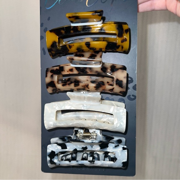 tru beauty / hair claw clips cheetah print 4 pack - Picture 4 of 7